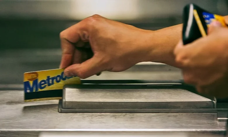 New York subway ends its MetroCard era and switches fully to tap-and-go fares