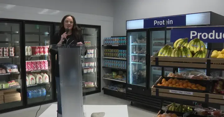New grocery store-style food bank opens in downtown Calgary