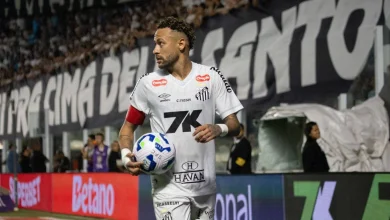 Neymar ajuda Santos a escapar ao inferno na última jornada do Brasileirão
