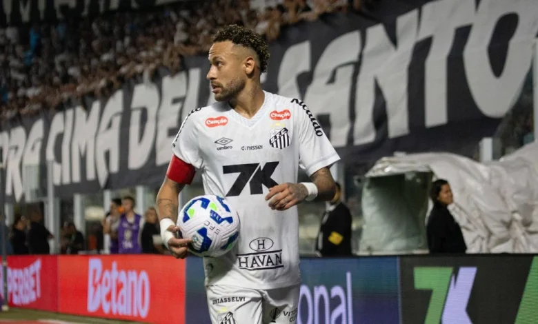 Neymar ajuda Santos a escapar ao inferno na última jornada do Brasileirão