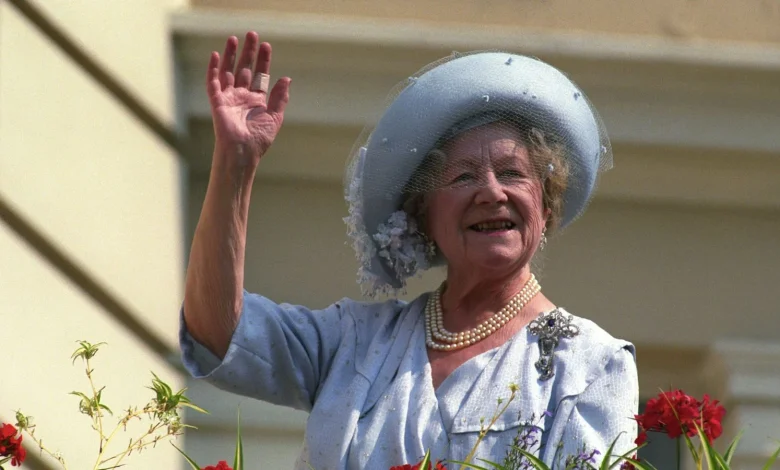 No 10 issued apology over John Major's birthday message to Queen Mother