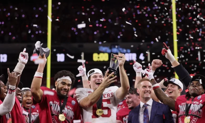 No. 2 Indiana beats No. 1 Ohio St. 13-10, winning first Big Ten title since 1967