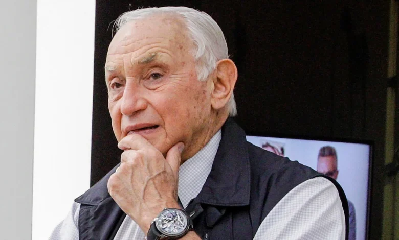 OSU alumni demand name of school's top donor Les Wexner be removed from football facility
