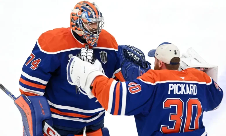 Oilers' Stuart Skinner Laughs Off 'Huggate' Scandal, Talks Bond With Pickard