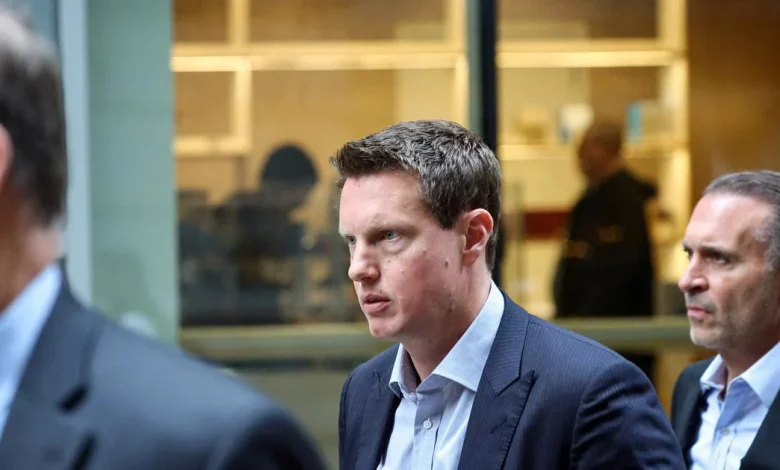 Opposition to Netflix-Warner deal grows in Washington