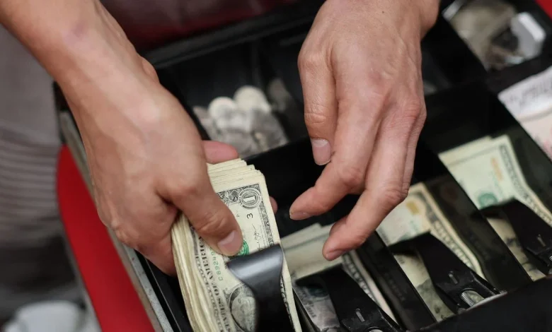 Oregon, Washington both to increase minimum wage in 2026