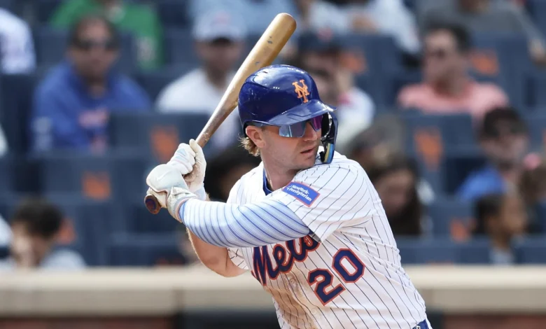 Orioles Post Viral Polar Bear Meme to Announce Pete Alonso's $155M Contract