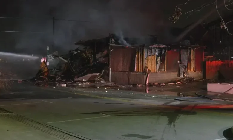 Overnight fire levels Cluckers restaurant in Jeffersonville