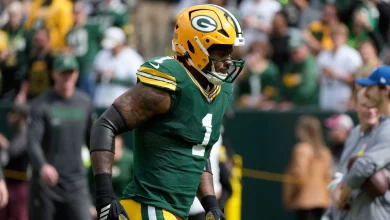 Packers' Micah Parsons questionable to return vs. Broncos with knee injury