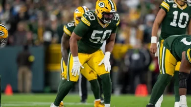 Packers RT Zach Tom leaves Broncos game with knee injury