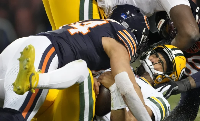 Packers rule out Jordan Love with a concussion