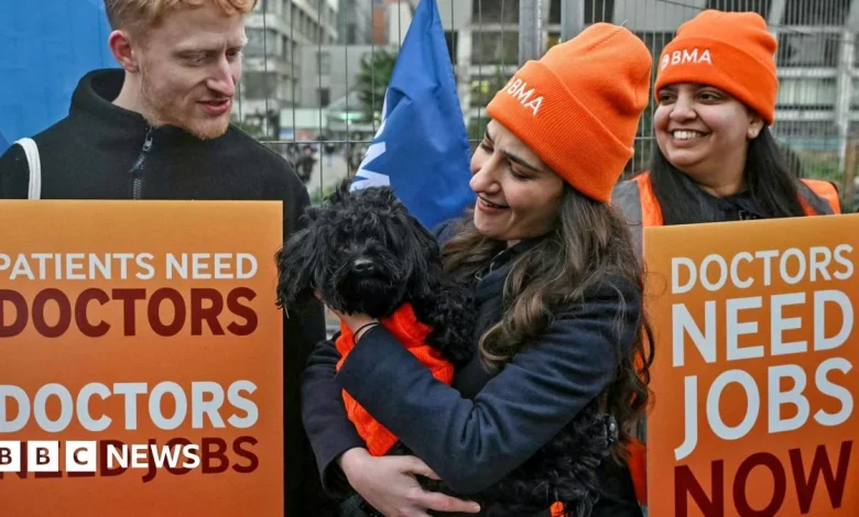 Patients warned to expect disruption as doctor strike begins