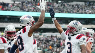 Patriots clinch first AFC East title since 2019 thanks to Bills' loss to Eagles