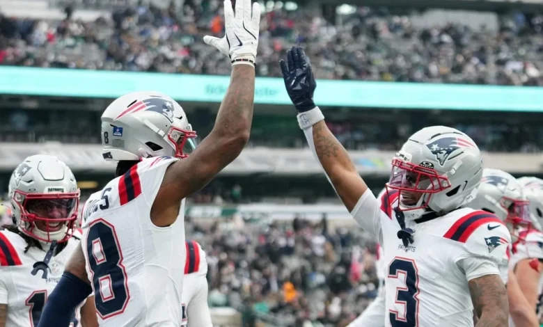Patriots clinch first AFC East title since 2019 thanks to Bills' loss to Eagles