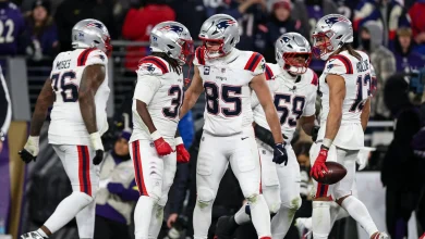 Patriots try to finish third 8-0 road record in team history