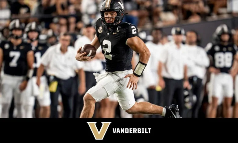 Pavia Named Finalist for Walter Camp Award