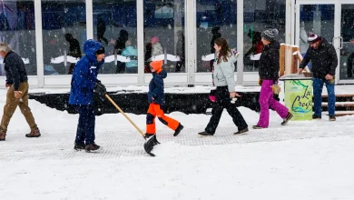 Persistent weekend snowstorm disrupts travel across the U.S.