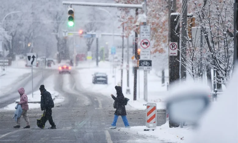 Pittsburgh winter storm live updates: Pittsburgh Public School close, heaviest snow begins to wind down