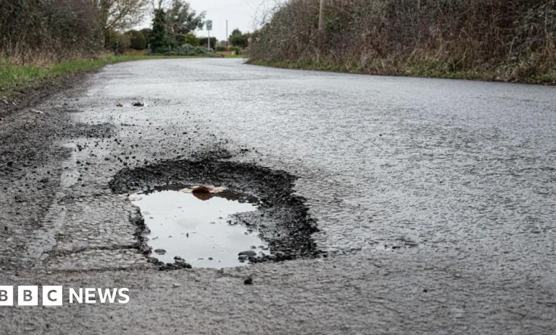 Pothole claims up 90% in three years, says RAC