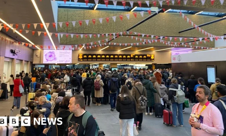 Power outage at Leeds Station leads to widespread rail disruption