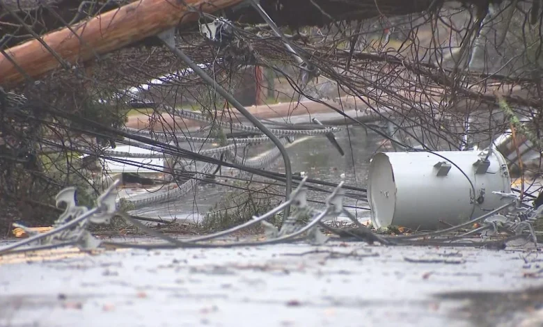 Power outages in Massachusetts affecting tens of thousands amid stormy weather