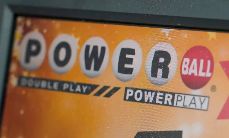 Powerball jackpot climbs to $1.1 billion after no big winner in latest drawing