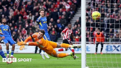 Premier League: High-flying Sunderland under way against in-form Leeds