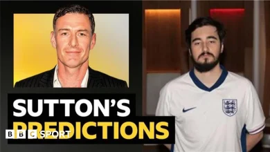 Premier League predictions: Chris Sutton v England Gaming star Daniel 'Stingray' Ray - and AI
