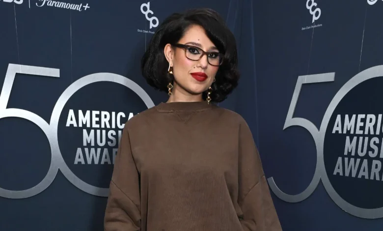 RAYE, entre soul et vérité : la voix d’une génération