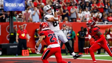 Raiders show improvement and grit in narrow loss to Texans