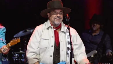 Raul Malo, Mavericks Frontman, Dies at 60