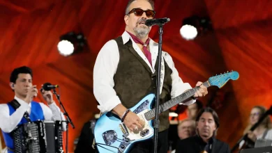 Raul Malo, the soulful tenor and frontman of The Mavericks, has died