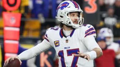 Refs ignore blatant late hit on Josh Allen in chippy Bills-Steelers showdown