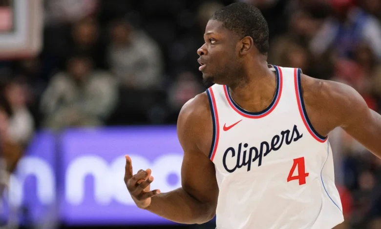 Report: Raptors sign C Mo Bamba to one-year deal