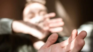 Rick (36) stalkte en bedreigde zijn ex: 'Ik rij met de jongens een meer in'