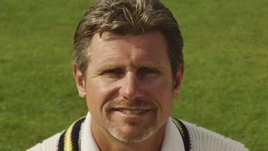 Robin Smith dead: England cricket icon dies aged 62 days after opening up on health battle