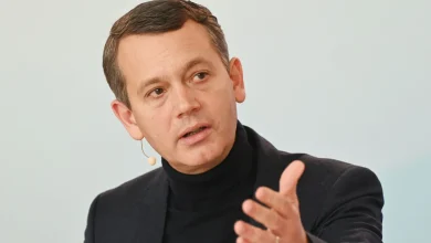 Rossmann und dm wehren sich: Shitstorm um AfD-Einladung