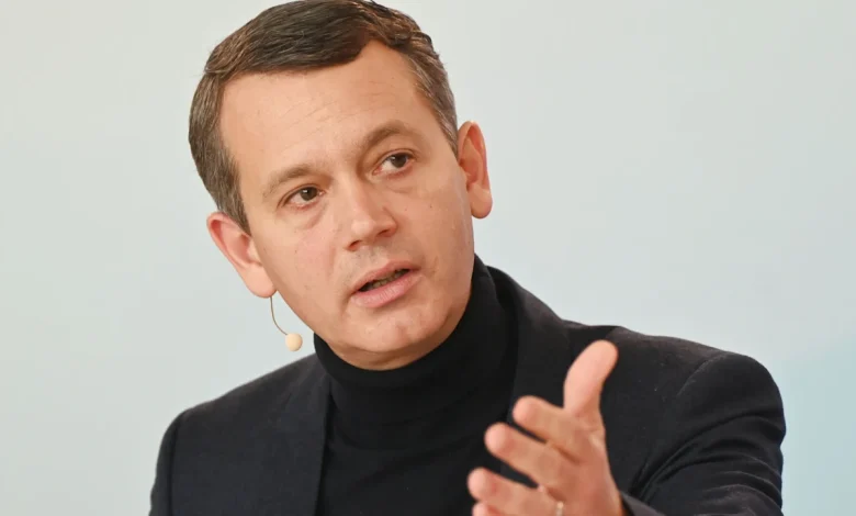 Rossmann und dm wehren sich: Shitstorm um AfD-Einladung