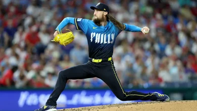 Royals acquire LHP Matt Strahm from Phillies for Jonathan Bowlan