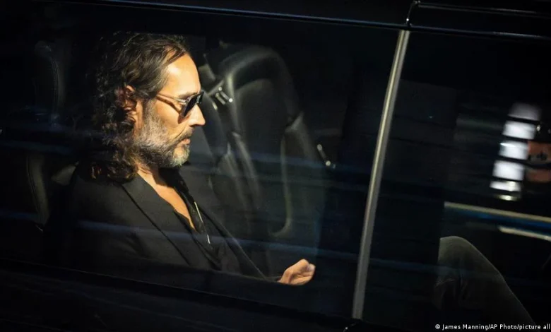 Russell Brand charged with two more sex offenses – DW – 12/23/2025