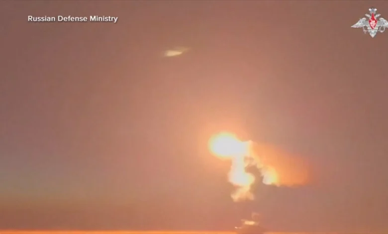 Russia strikes Kyiv, Ukraine, kills at least 1 person day before presidents Volodymyr Zelenskyy, Donald Trump meet in Florida