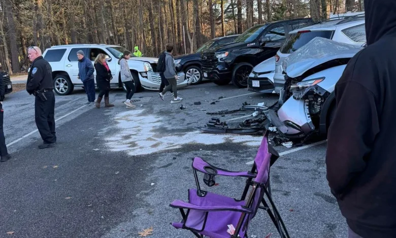 SUV crashes into multiple cars at Seekonk elementary school
