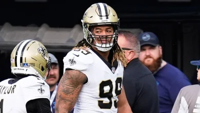 Saints star rips ball away from Titans rookie QB, scores touchdown