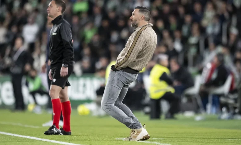 Sarabia pronostica que "la victoria" en Liga "está cerca" y abre la puerta a altas y bajas en enero