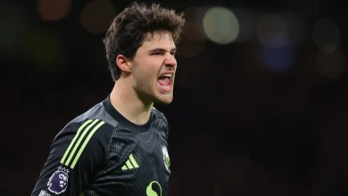 Senne Lammens is beating Gianluigi Donnarumma at his biggest strength, Ineos made the right call