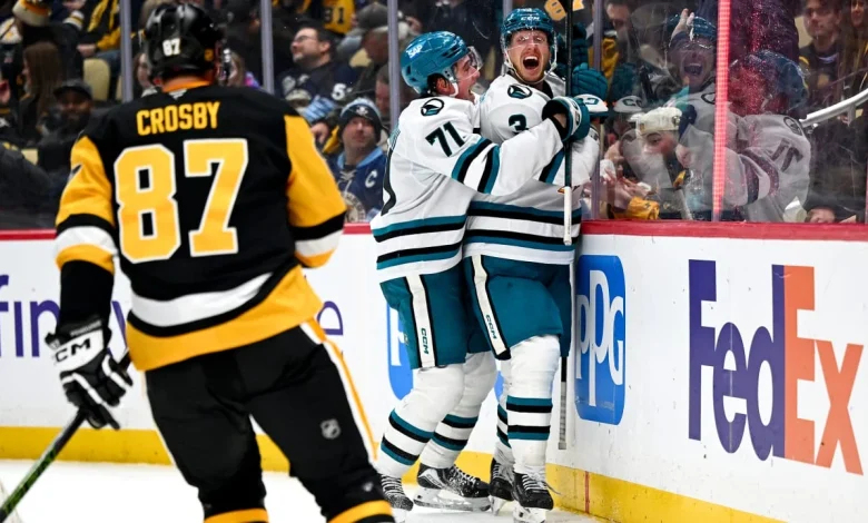 Sharks rally from down 4 in 3rd, top Penguins in OT