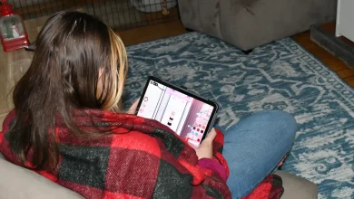 She just wanted to play Roblox with friends. Then the messages from a predator began.