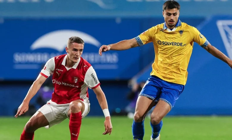 Siga o Estoril vs SC Braga em direto