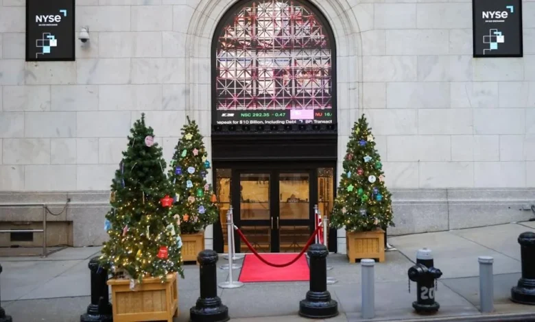 Silver and Gold Prices Rally; Stocks Hold Near Records