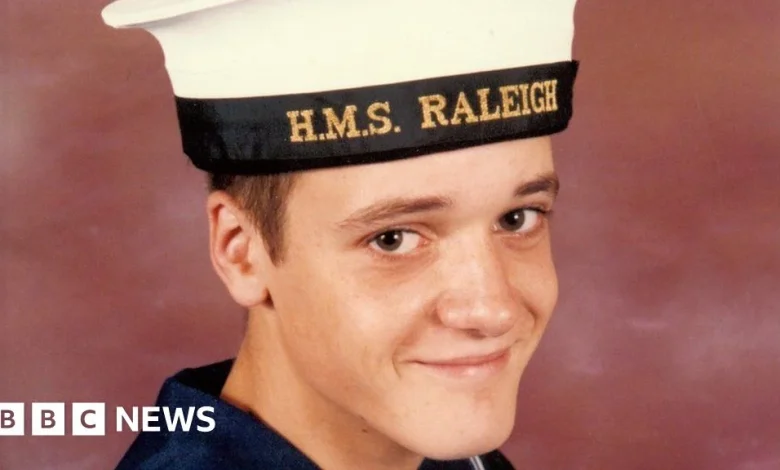 Simon Parkes: Police end missing sailor investigation